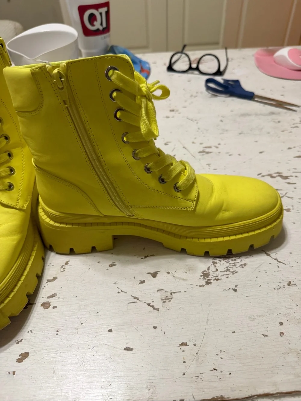 Tevos men’s 8.5 Bright Neon Yellow Lace-Up Combat Boots funk punk hip retro cool